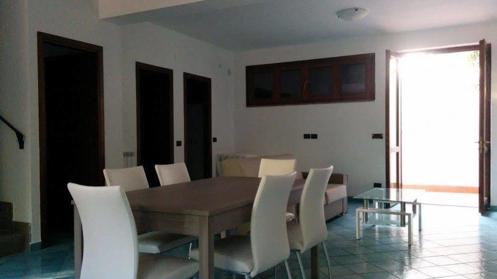 Rodia Holidays Messina Exterior foto