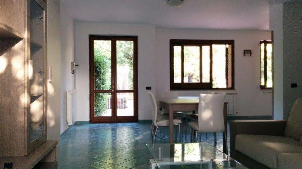Rodia Holidays Messina Exterior foto