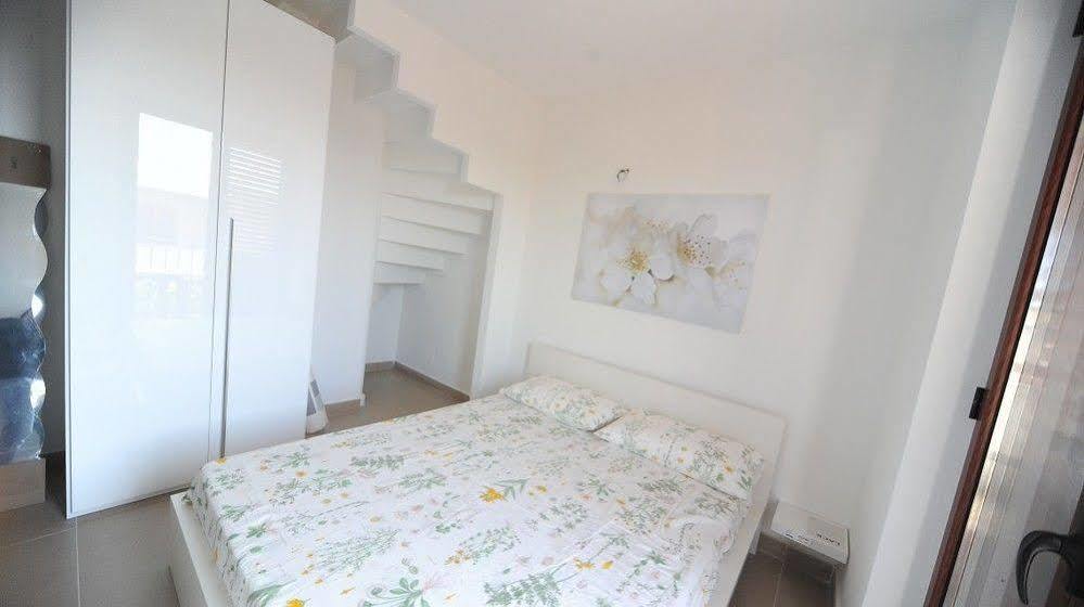 Rodia Holidays Messina Exterior foto