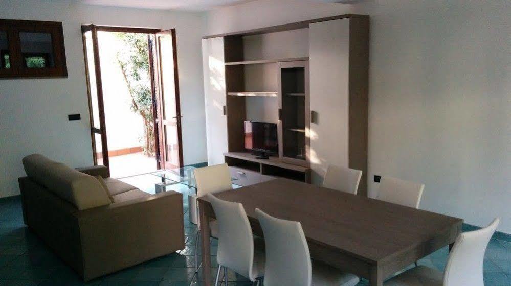 Rodia Holidays Messina Exterior foto